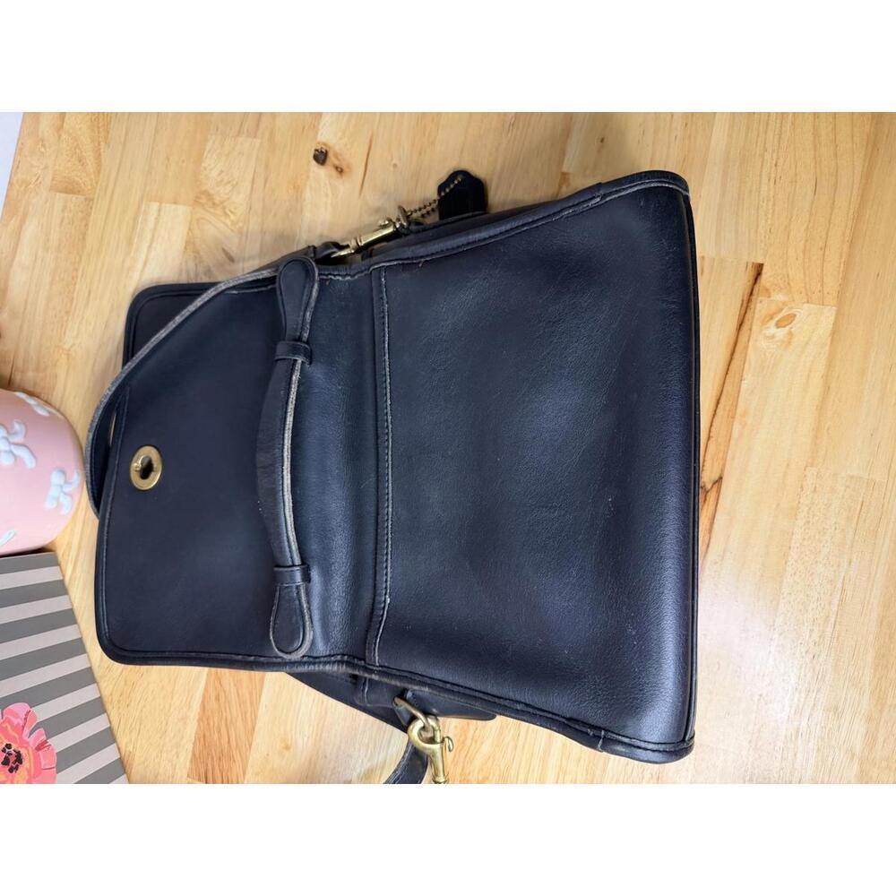 Vintage Coach Court Bag Black Leather Crossbody Turnlock USA Classic - Picture 7 of 7